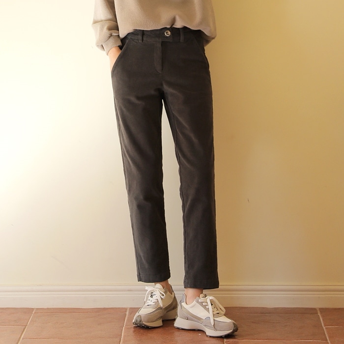 [韓国ファッション] クロップド丈 ゆるシルエット ストレート コーデュロイパンツ