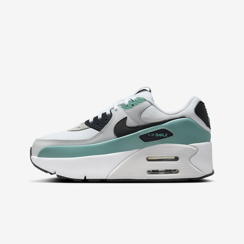 AIR MAX 90 LV8 ウィメンズシューズ 厚底スニーカー FD4328-115