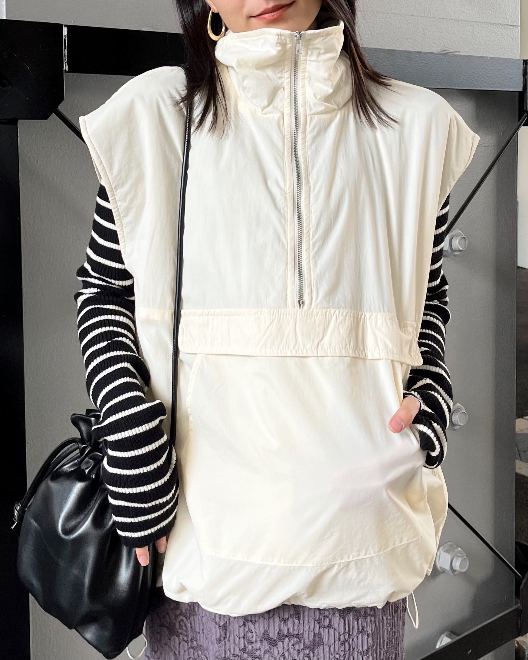 ハーフジップ中綿アノラックベスト 5,322円