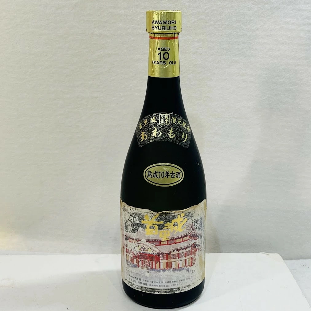 【未成年の飲酒は法律で禁じられています】津波古酒造所 熟成10年 古酒 首里城 40度 720ｍl 泡盛 首里城復興記念　ラベルに難あり
