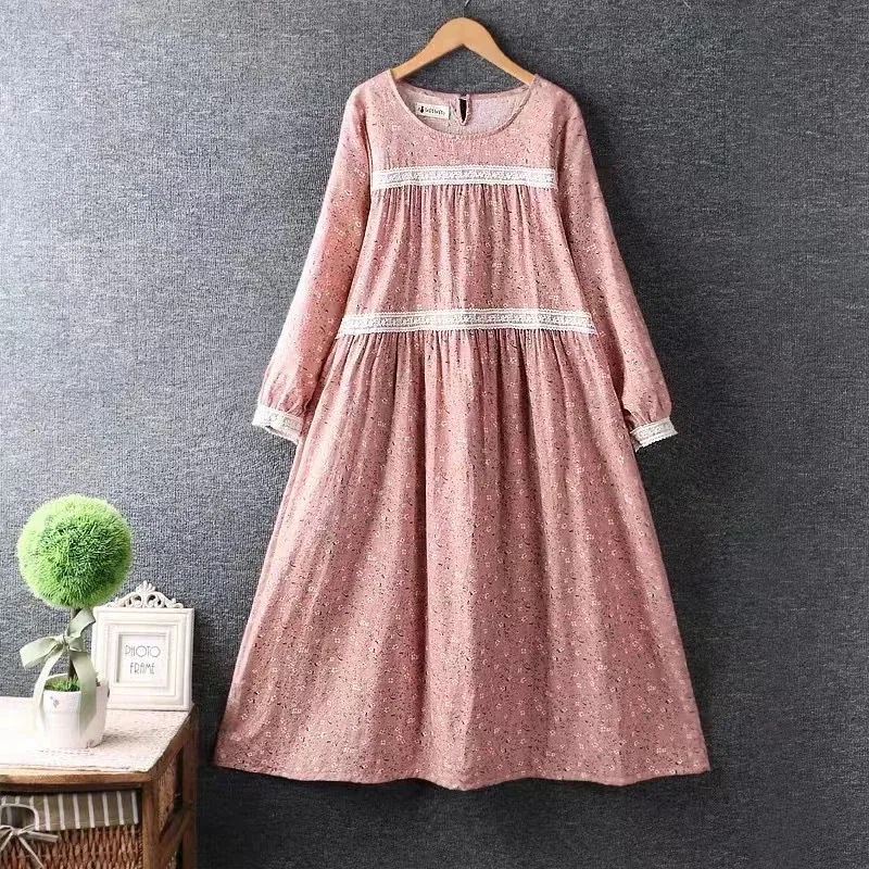 春の新作婦人服日本の小さな新鮮な中空レース ステッチ花柄サスペンダー スカート コットンとリネンのドレスの女性_x005f_x005f_x005f_x000d__x005f_x005f_x0