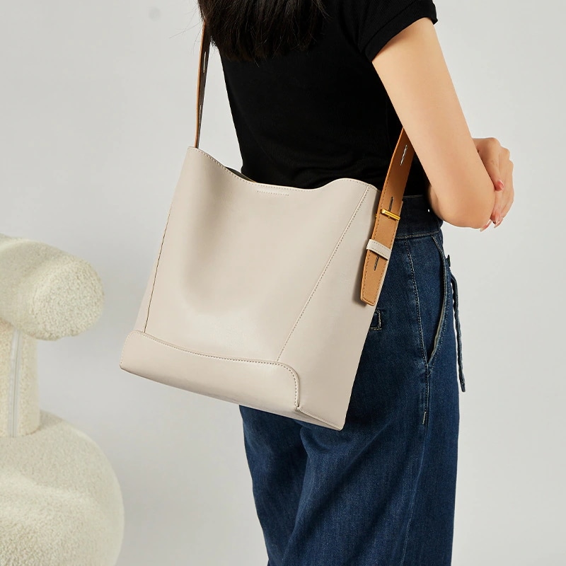 女性用バッグ新型ファッション本物牛革バケツバッグ女性用大容量ショルダーバッグ女性用バッグ