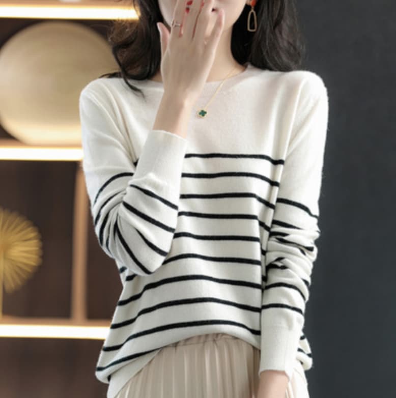 トップス デート カットソー ニットソー セーター 袖あり 長袖 かわいい 大人可愛い きれいめ シンプル カジュアル 大人 上品 おしゃれ お洒落 主役級 存在感 春 秋 冬 オールシーズン 10代