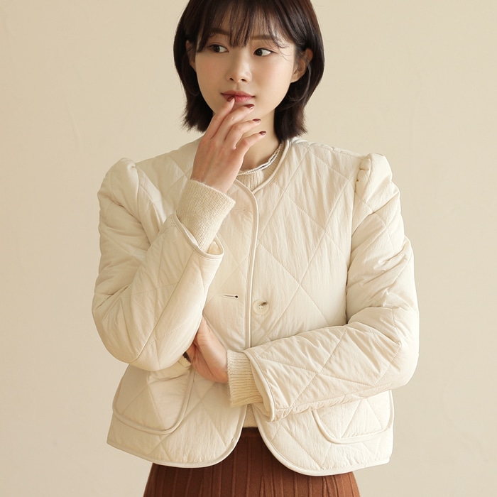 [韓国ファッション] ノーカラー 3つボタン キルティングブルゾン