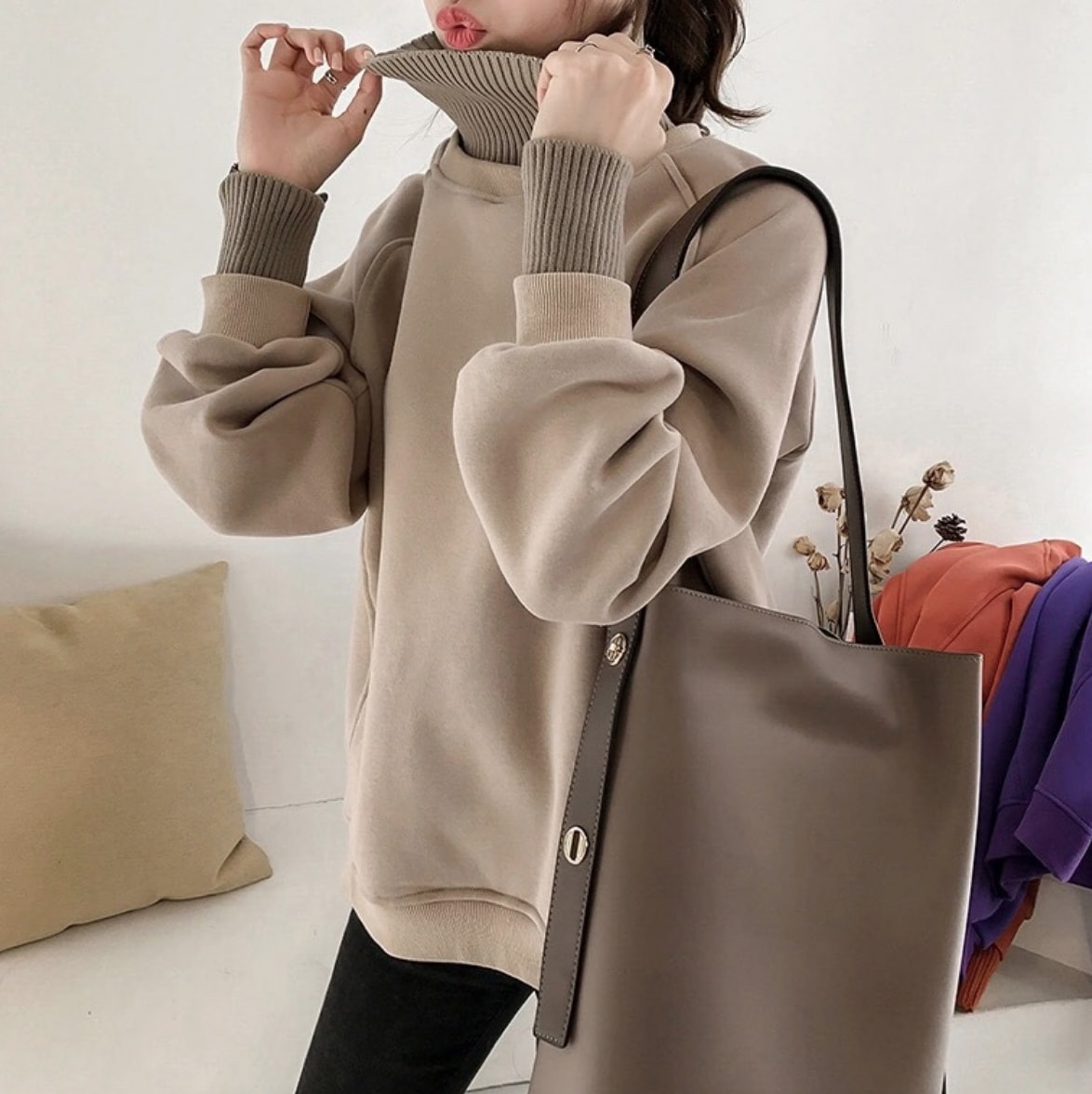 トップス デート カットソー ニットソー セーター 袖あり 長袖 タートルネック かわいい 大人可愛い きれいめ シンプル カジュアル 大人 上品 おしゃれ お洒落 主役級 存在感 無地 冬 10代