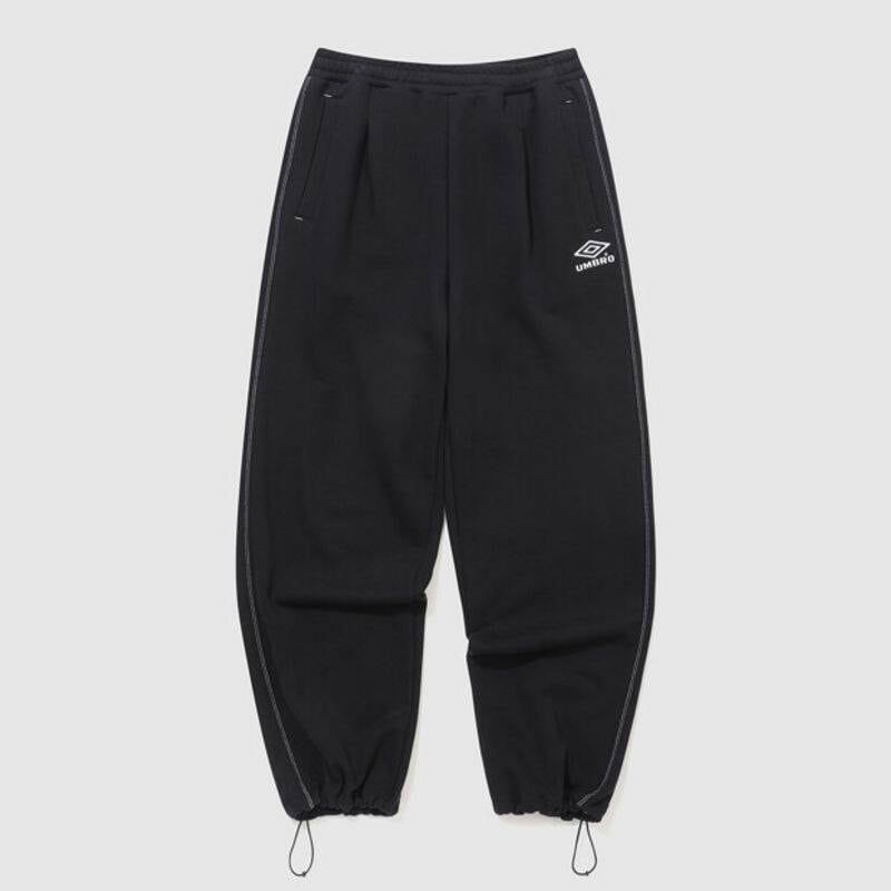 アンブロ UMBRO クリスピー・タスラン ワイドストレート スウェットパンツ ブラック(UQ321CFP91) UQ321CFP91_BLK0 195448
