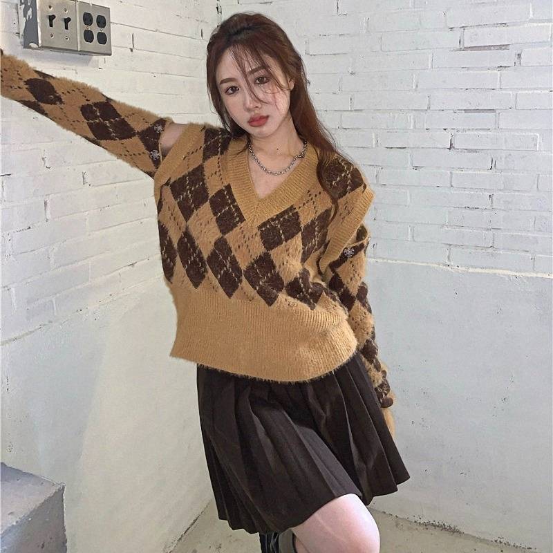オープンショルダー ニット レディース 長袖 アーガイル プルオーバー カット Vネック ショート丈 切り替え 肌みせ モヘア 起毛 チェック オーバーサイズ ロゴ マルチパターン クルーネック マル