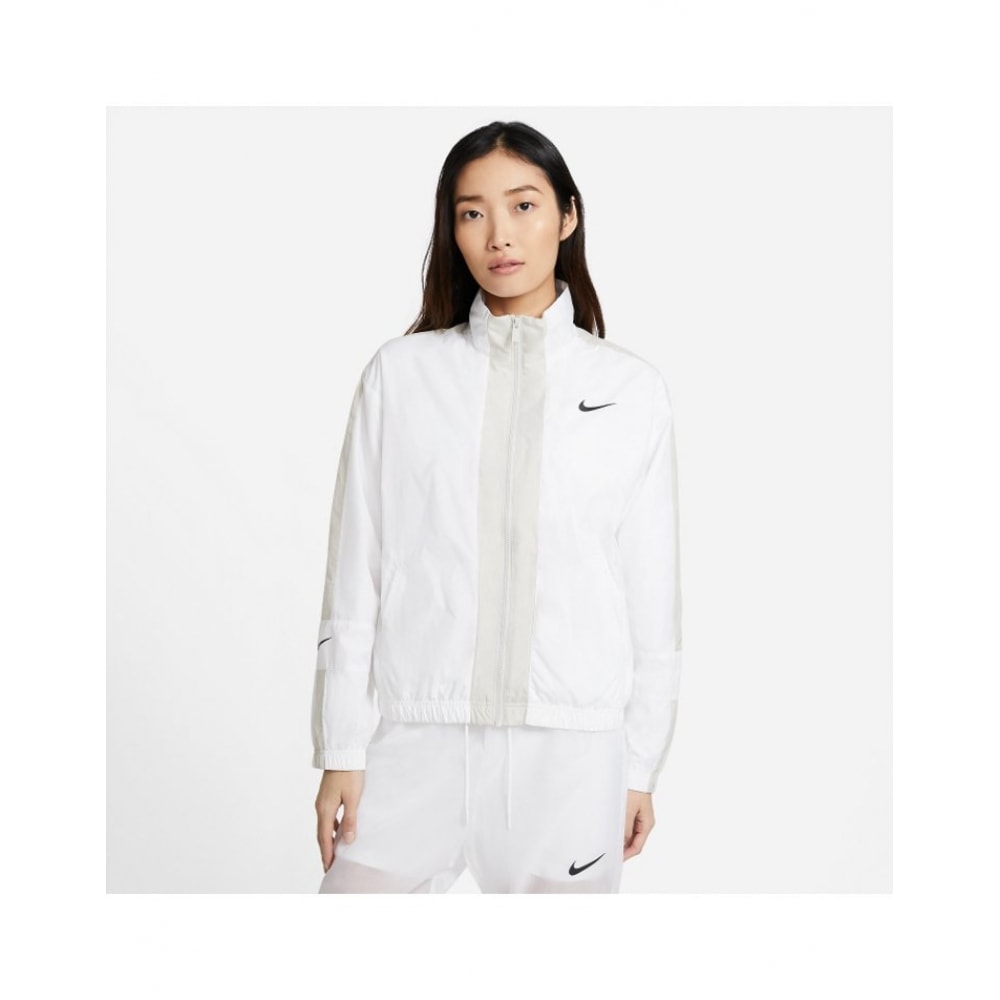 ナイキリペルウインドブレーカージャケット