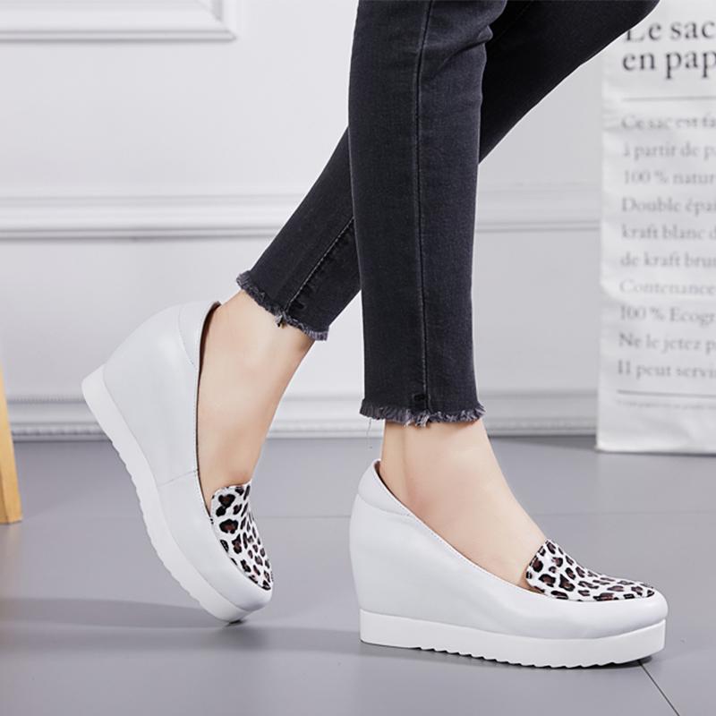 ローファー ヒョウ柄 ウェッジソール スリッポン パンプス 可愛い 個性的 レオパード柄 バイカラー レディース 厚底 シューズ ハイヒール 黒 白 ベージュ ピンク 紐なし アニマル柄 本革 レザー