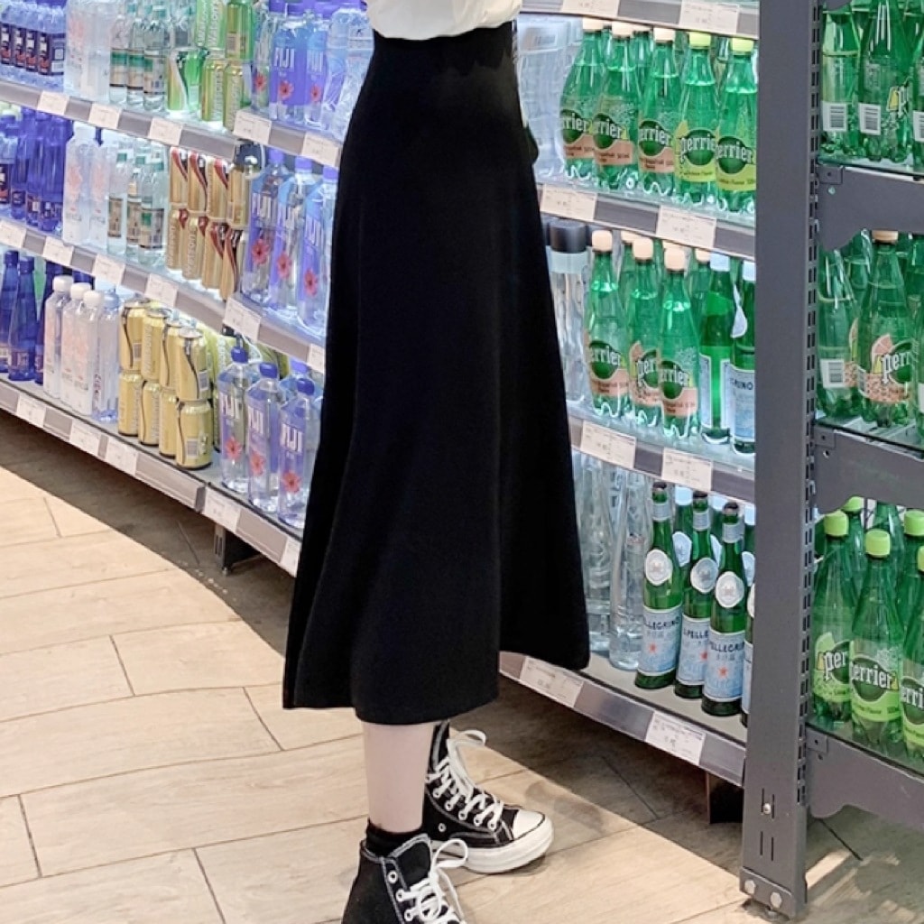 スカート ボトムス フレアスカート ロング フレア Aライン スリット サイドスリット かわいい 大人可愛い きれいめ シンプル 上品 おしゃれ こなれ感 ラフ ガーリー 個性的 主役級 存在感