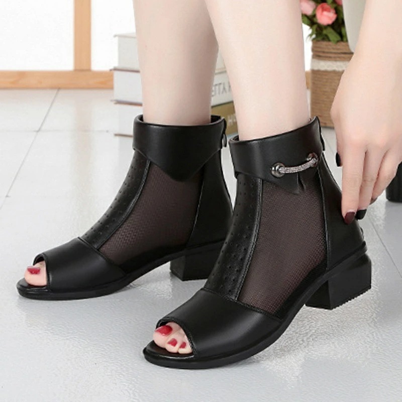 777円OFFクーポン サマーブーツ レディース ブーツサンダル レース ブーティ ブーツ メッシュレース 痛くない 靴 ヒール4cm 美脚サンダル チャンキーヒール オープントゥ ショートブーツ カ 8,608円