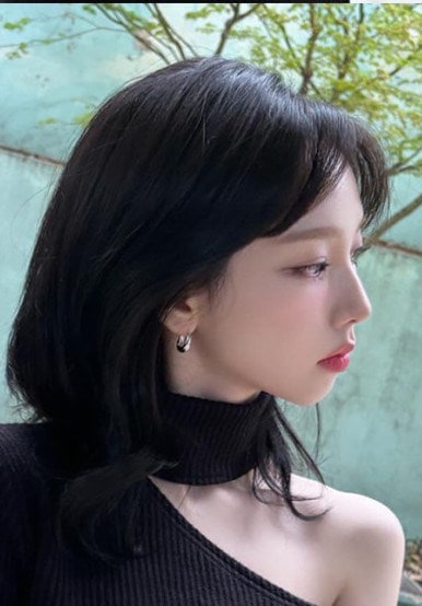 [ENGBROX] aespaエスパカリーナ着用☆MINI CUBIC COCOON EARRING Qoo10 justLoveR. AESPAカリナ着用 ピアス [2カラー