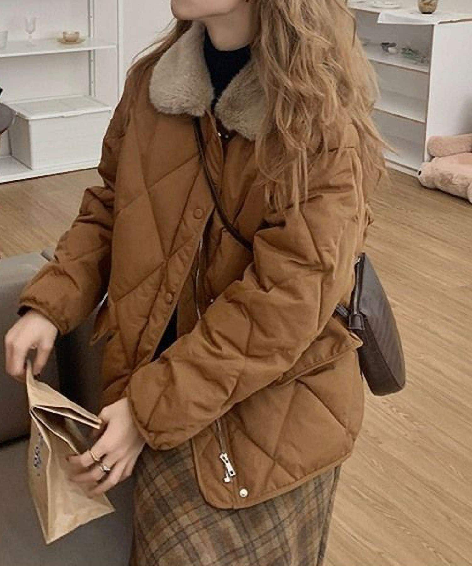 本日セールコート 中綿コートレディース 服 中綿ジャケット キルティングコート カジュアル軽量ジャケット 綿入りコート ショット丈 防寒アウター 裏ボア 暖かい オシャレEC2174 R120 V79