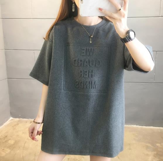 レトロフォームショート - スリーブ付きTシャツ女性2021春と夏の新しい韓国語バージョンルーズボトムシャツ
