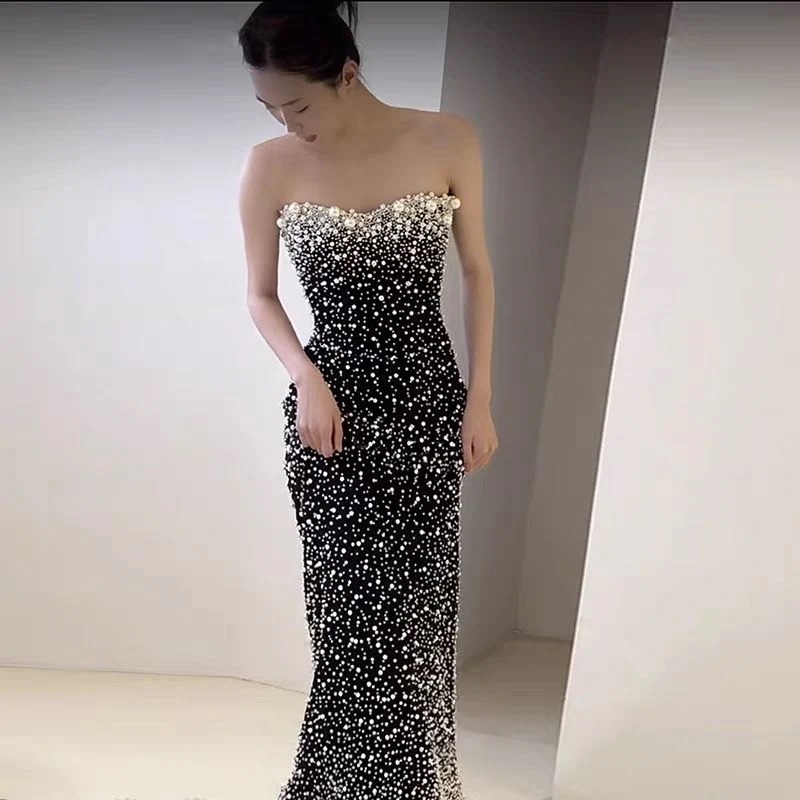 黒いハイエンド感覚重工業ビーズストラップレステールドレスロングスカート女性バンケットホストワンピースドレスドレス