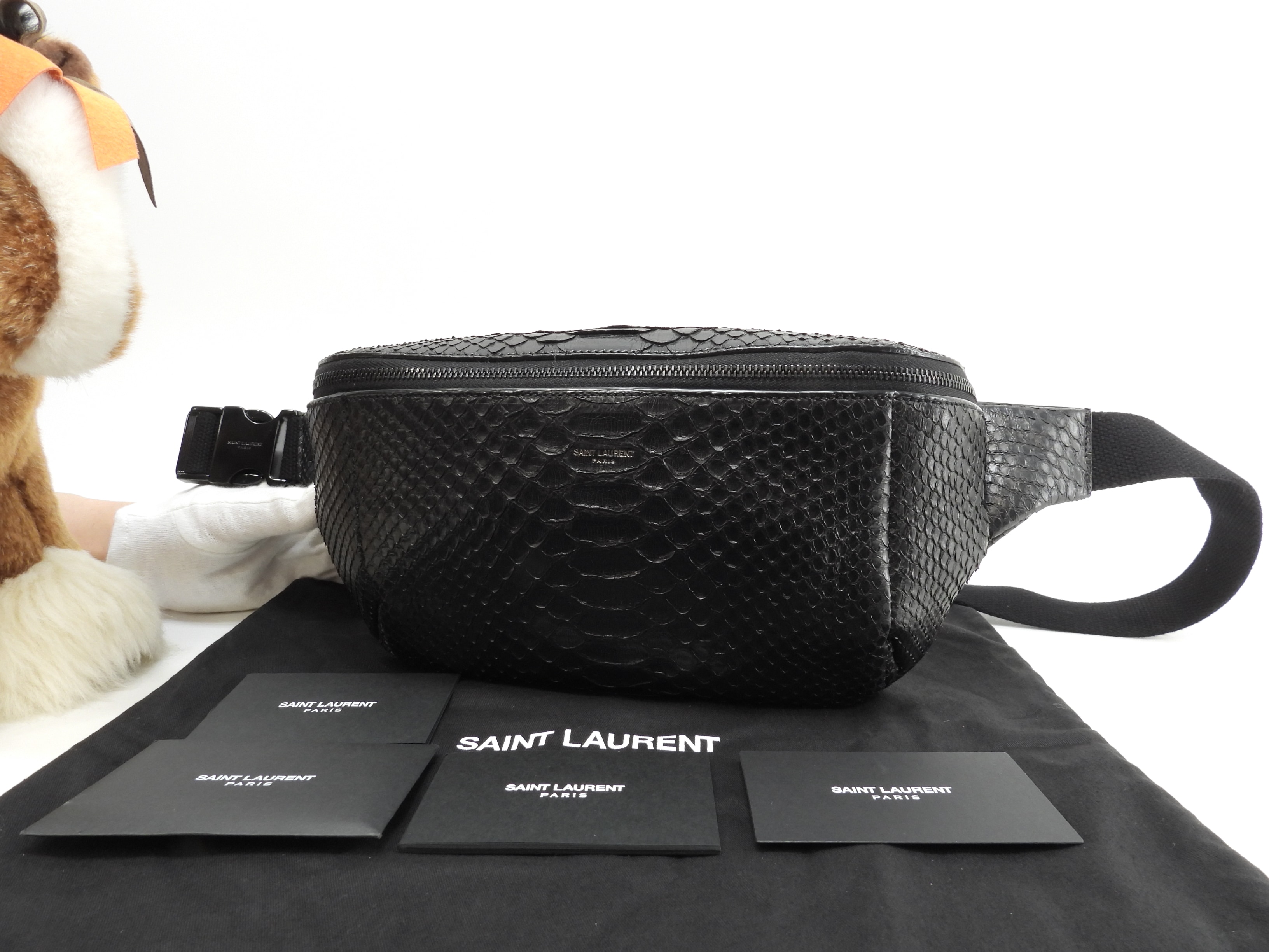 ボディバッグ シティ パイソンレザー黒 バムバッグ 極美品@ 5 59,880円