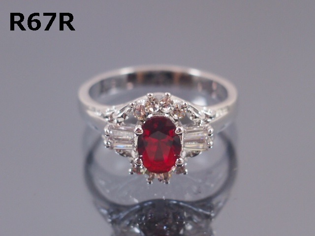 ケース付オーバルカットＣＺルビーパヴェリング１３号