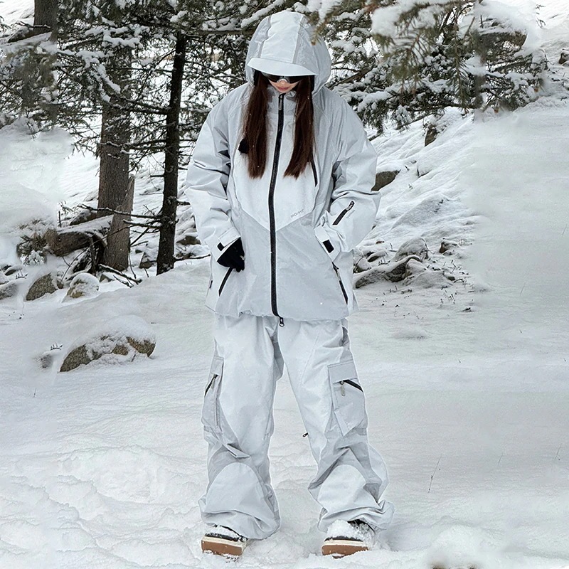 スノーボードウェア 上下セット レディース メンズ 防水14000mm スキーウェア スノボウェア ジャケット アウター パーカー ロングパンツ 男女兼用 防水 防寒 15,777円