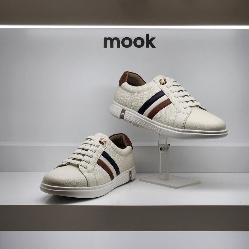 男性ニュートラルトーン配色スニーカー412302 AQ TZFY1SD