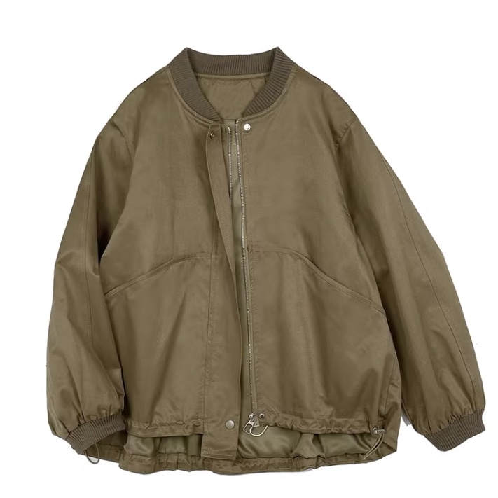 アウター ジャケット ブルゾン ミディアム丈 袖あり 長袖 ラウンドネック 襟なし ファスナー ポケット 前開き ポリエステル かわいい 大人可愛い シンプル カジュアル 大人 おしゃれ お洒落