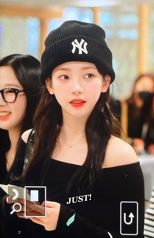 [Karina着用] 韓国品切れ帽子限定数量 ニューゼリー ミッド ビニー NY (Black)