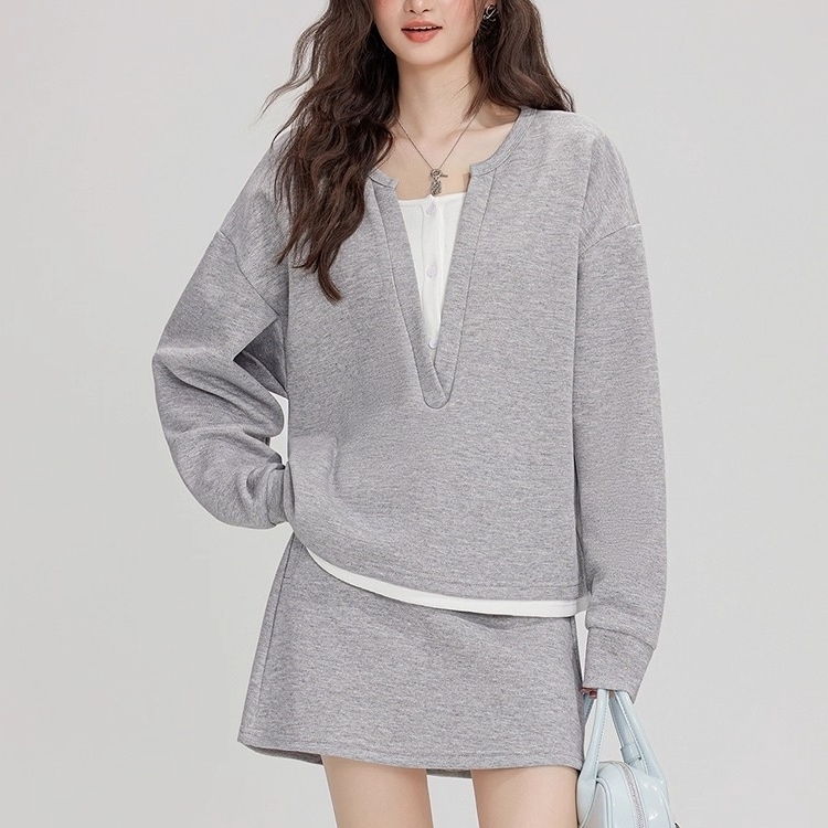 2点セット セットアップ スウェット 長袖 重ね着風 プルオーバー ミディアム丈 ミニスカート Aライン ウエストゴム ポケット 可愛い かわいい 大人可愛い きれいめ シンプル 上品 レトロ