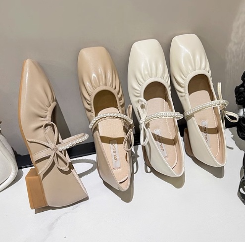 レディース バレエシューズ 革靴 3cm フラット ぺたんこ スクエアトゥ リボン ベルト パール かわいい 大人可愛い きれいめ カジュアル 上品 おしゃれ かっこいい エレガント ラブリー 7,726円