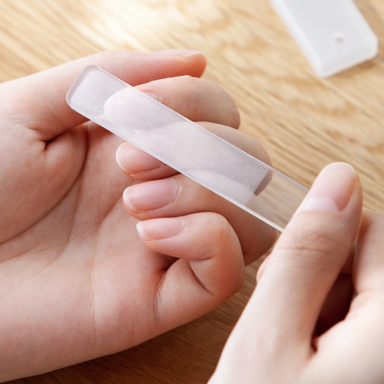 Qoo10 爪やすり ガラス 爪磨き ガラス 簡単に 日用品雑貨