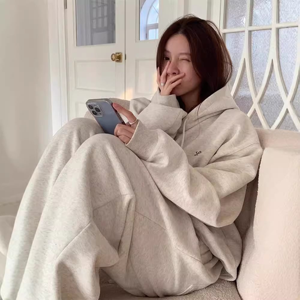 2oo円OFF!】2026新作 着痩せ 二点セット百掛け ワイドパンツ 【2枚購入で スウエット シンプル レディース Tシャツ トップス レディースファッション 大きめサイズ 裏起毛 セットアップ【