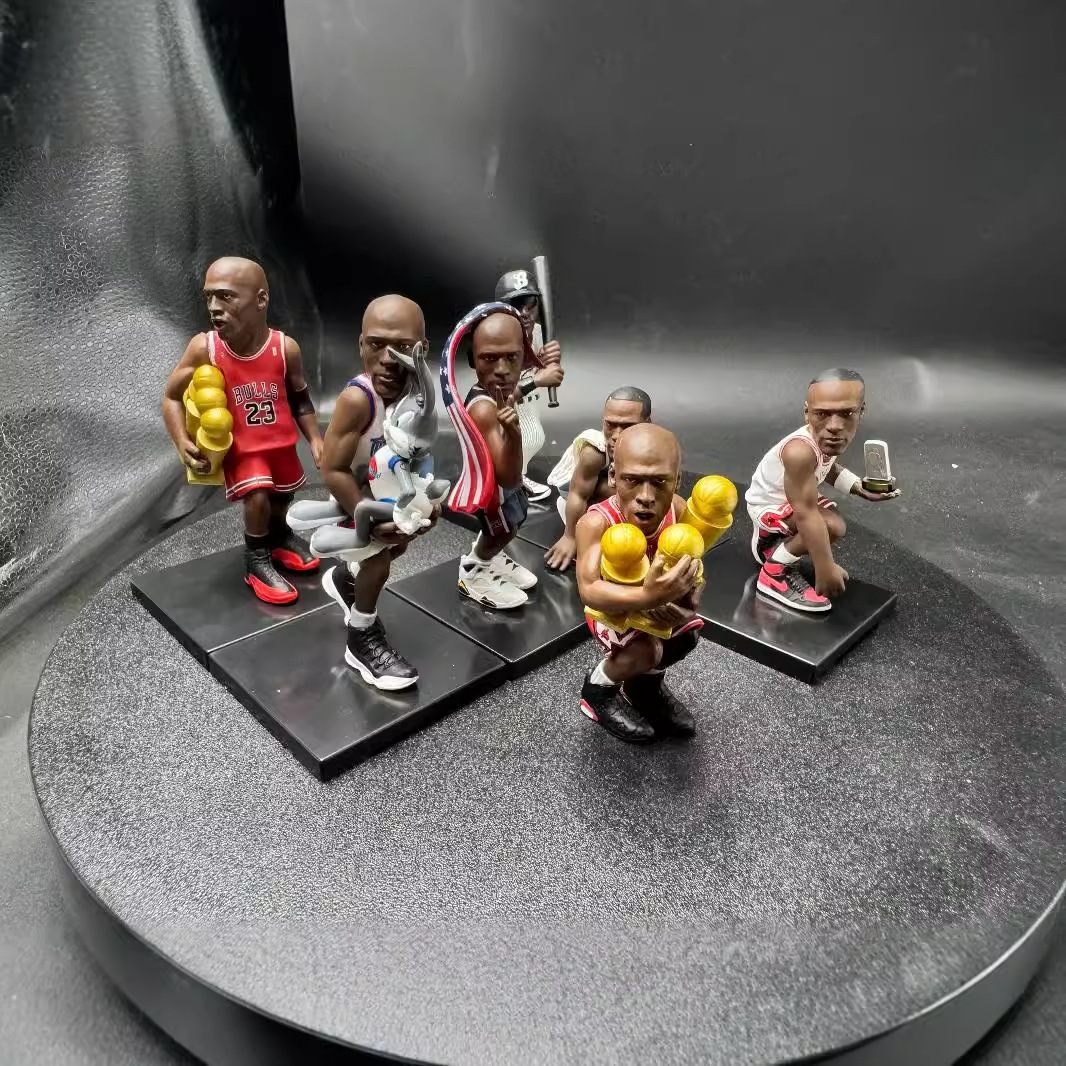Nbaのバスケットボールのスターq版の7飛人のジョーダンの封神の道のバスケットボールの周辺の公仔の手は飾り物をします