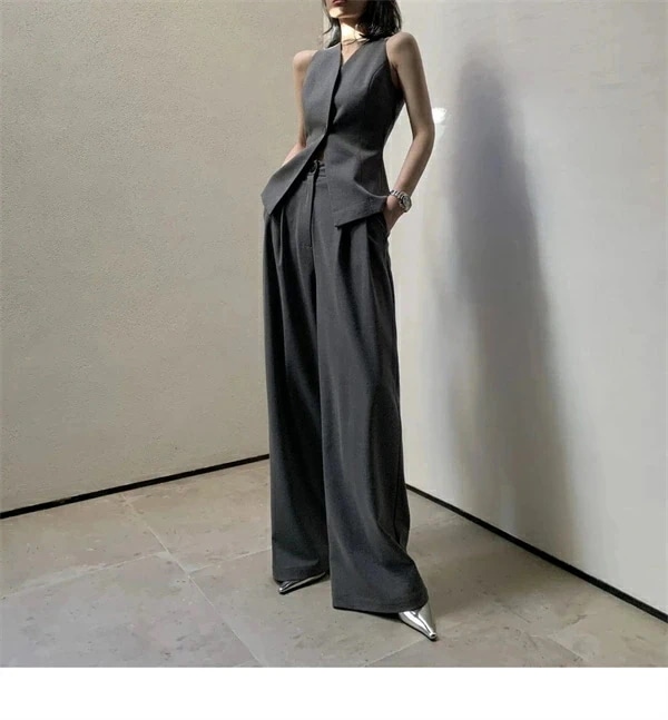 レティース　スーツセット　トップス　パンツ　ワイドパンツ 2点セット　着痩せ オシャレ ノースリーブ　ベストパンツセット 大人　おしゃれ 上品 フォーマル　オフィスレディー　OL 結婚式　入学式　入園