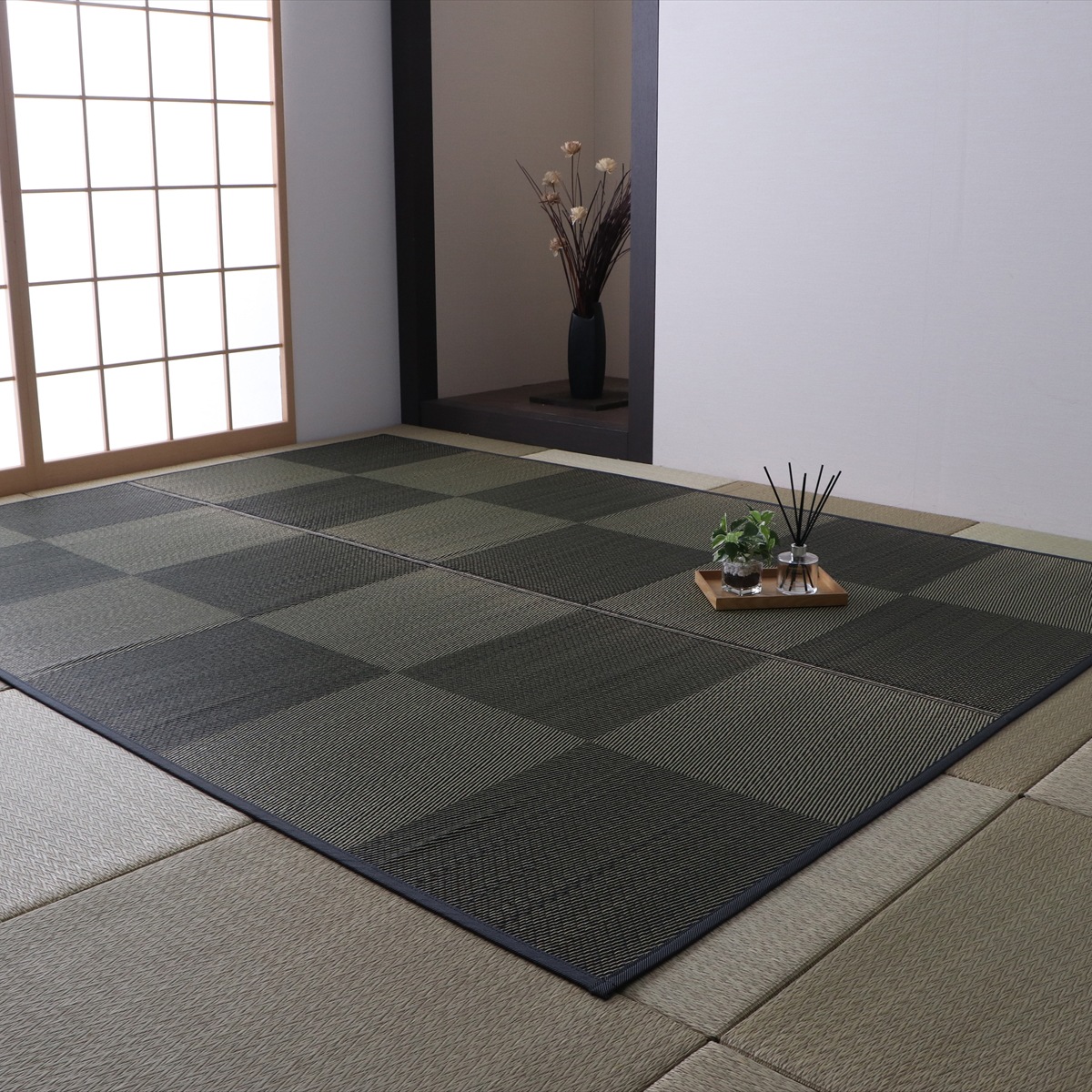 【I】【代引不可】イケヒコ 国産い草ラグカーペット DXノア ブラック 191×191cm 和モダン 抗菌防臭 8242200【北海道・沖縄・離島不可】