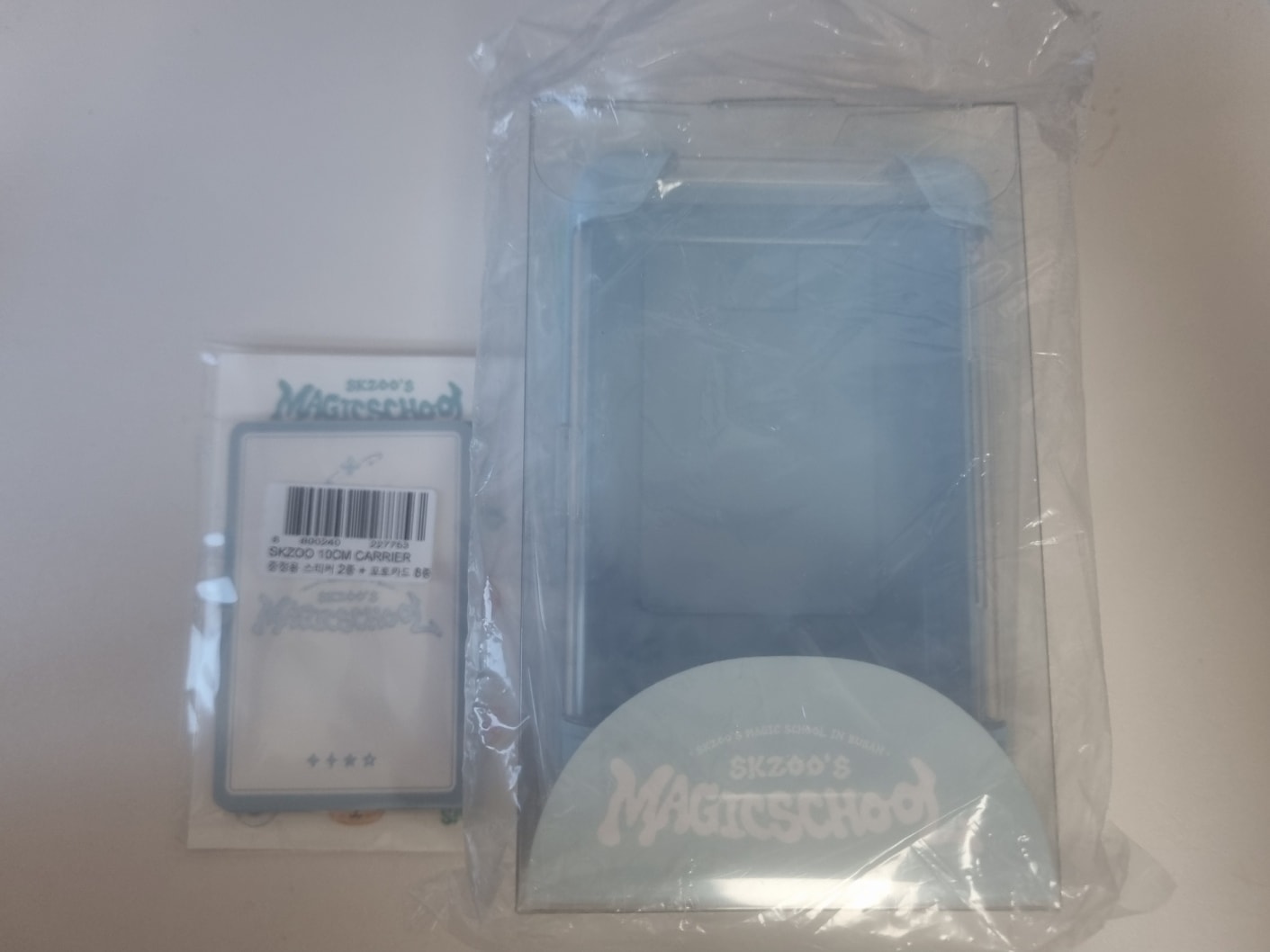 [ON HAND]Stray Kids x SKZOO 10cm CARRIE POPUP SKZOOS MAGIC SCHOOL IN BUSAN