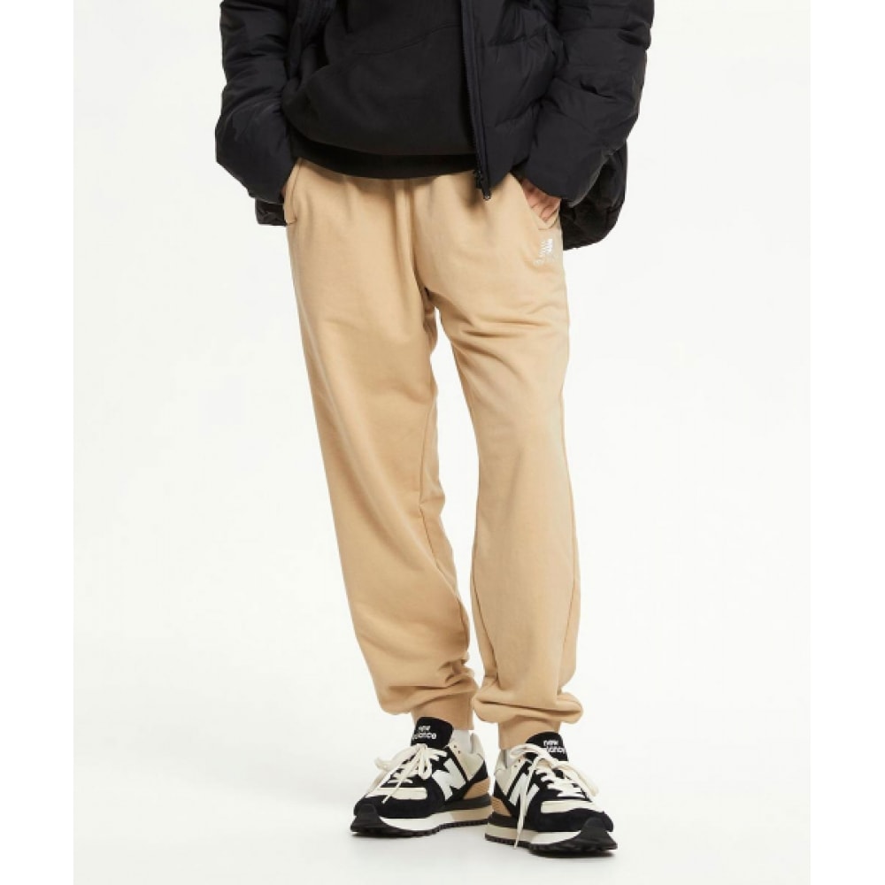 ニューバランス NBMLDB1023/UNI ベーシックジョガーパンツ (ベージュ)