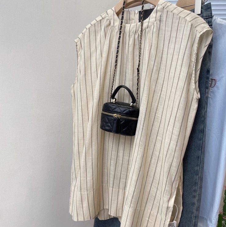 シャツ ノースリーブ ストライプ かわいい 大人可愛い きれいめ シンプル カジュアル 大人 上品 おしゃれ お洒落 かっこいい レトロ 大人女子 こなれ感 ラフ ラブリー キュート ガーリー ルーズ