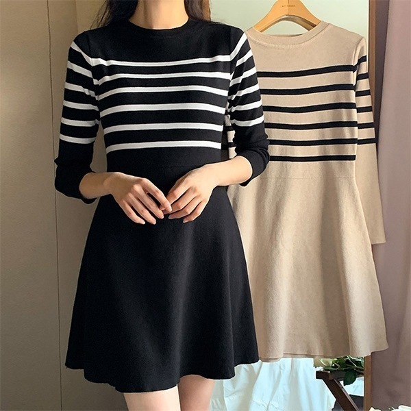 op4099 ボーダー柄フレアニットワンピース