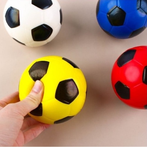 マランマランサッカーボール×4つの面白い肌触り遊びスポンジボールおもちゃスキッシュグループプレゼント誕生日こどもの日クリスマス