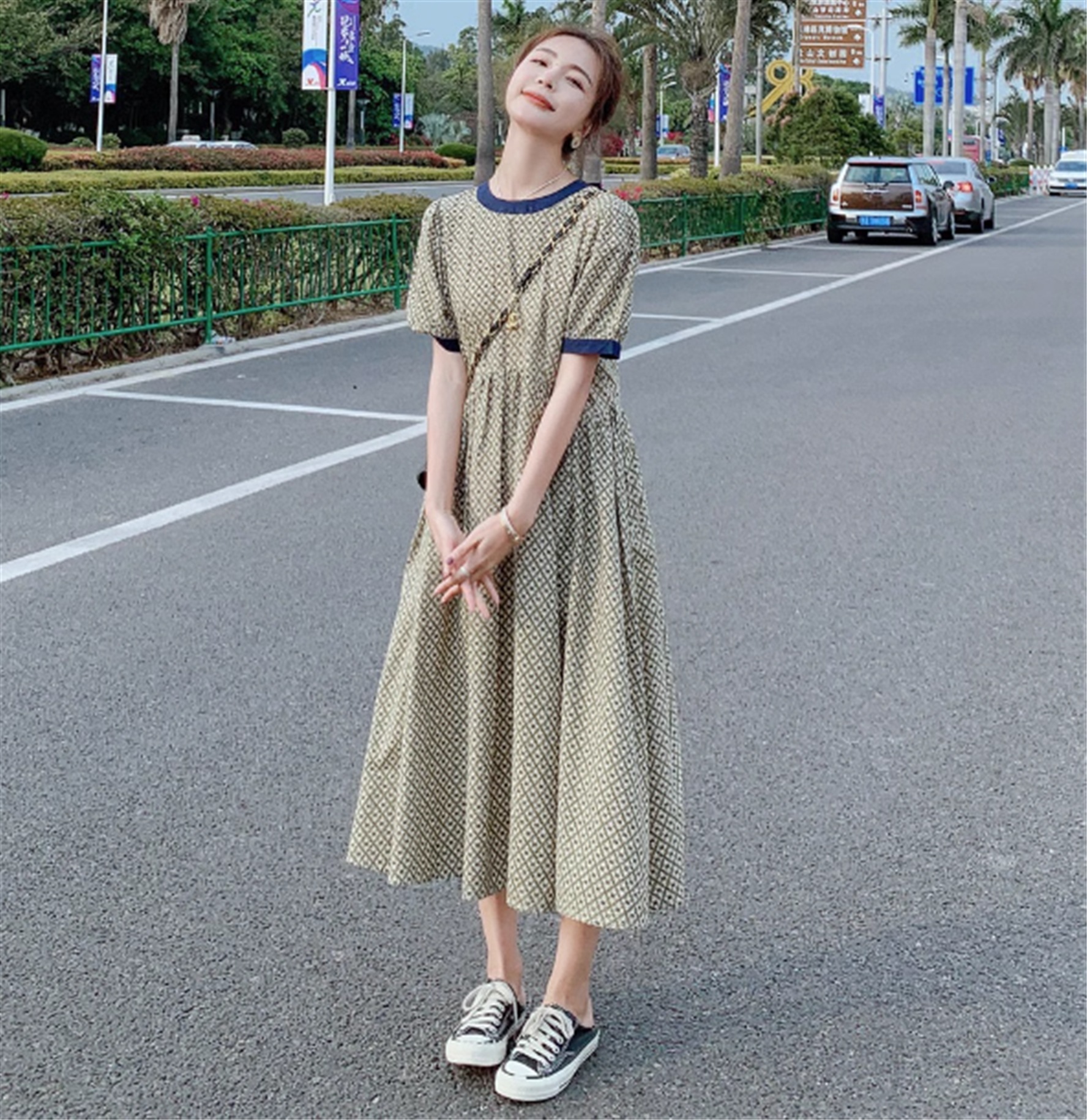 ワンピース フレアワンピース ミモレ丈 半袖 ラウンドネック ハイウエスト プルオーバー ラフ フラワー 大人可愛い きれいめ カジュアル 大人女子 ゆったり 夏 10代 20代 30代 40代 5,480円