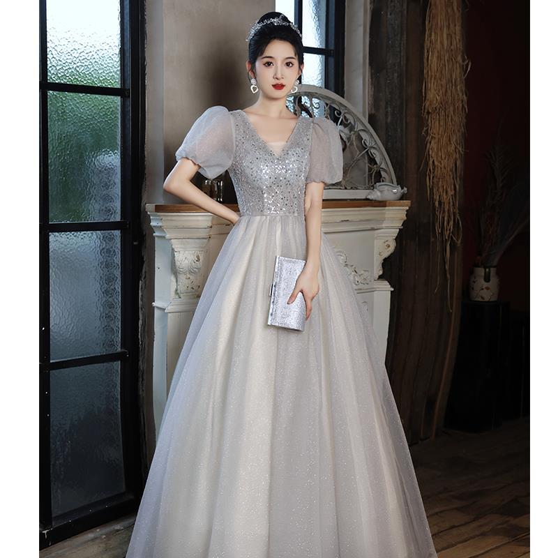 女性用バンケットイブニングドレス2024新しいハイエンドセンス学生の日成人式芸術テストライト高級ニッチホスト年次総会