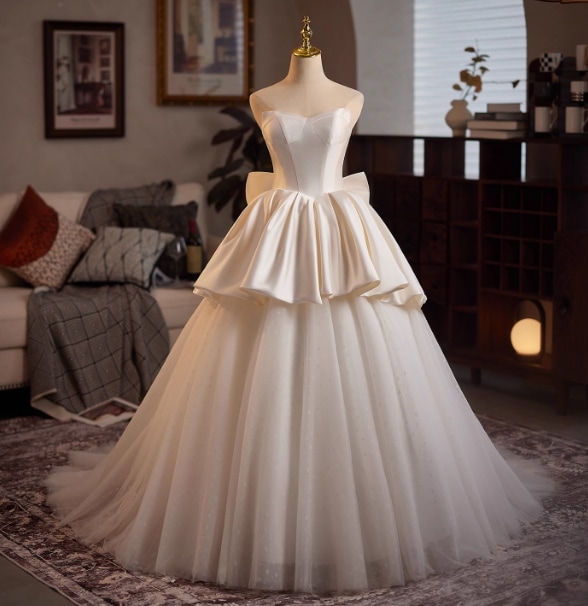 フランス風 ウェディングドレス ベアトップ プリンセスライン リボン 結婚式/披露宴 大人っぽい
