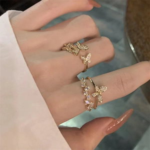キラッとリング 手元を美しく 韓国ファッション レトロな蝶 指輪個性なリングセット 調整可能
