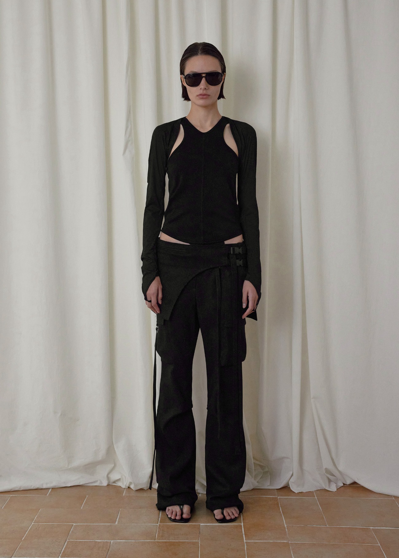 【bohemseo】 BOLERO HOLE TOP, BLACK 正規品