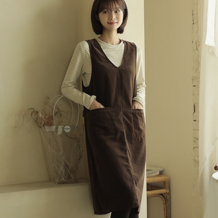 [韓国ファッション] コーデュロイ Vネック ジャンパースカート