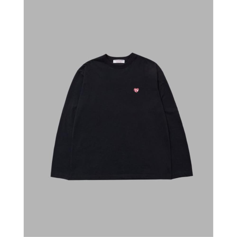 THE MUSEUM VISITOR TV HEART LOGO LONG SLEEVE BLACK 11308