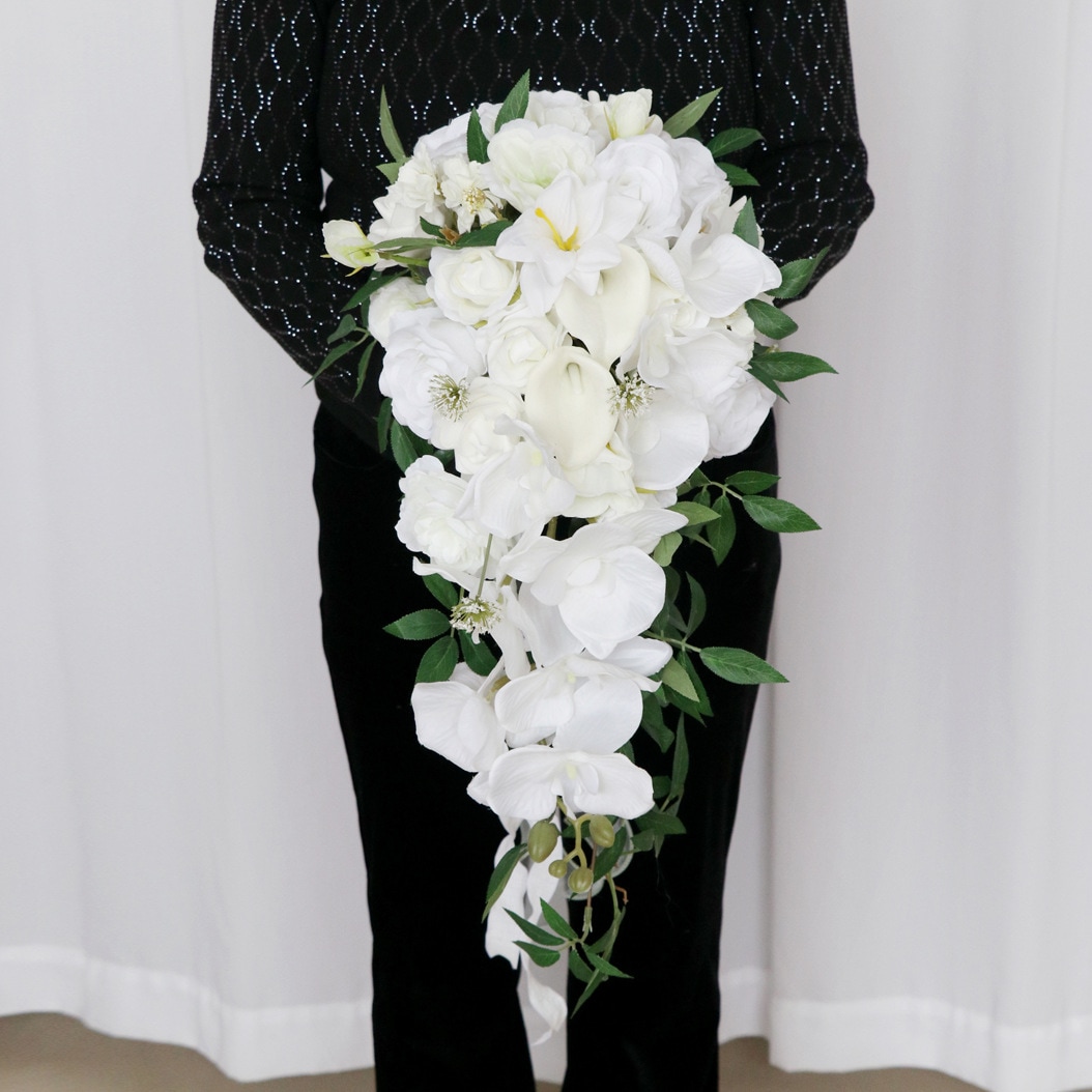 復古風ウェディング用品花嫁ブーケ花飾りリストブーケローズ人工花コサージュウェディングブライダルブーケバンケットブーローズ ブーケ マルチカラー上品新婦ヨーロピアン森系結婚式写真撮影道具誕生日パーティー