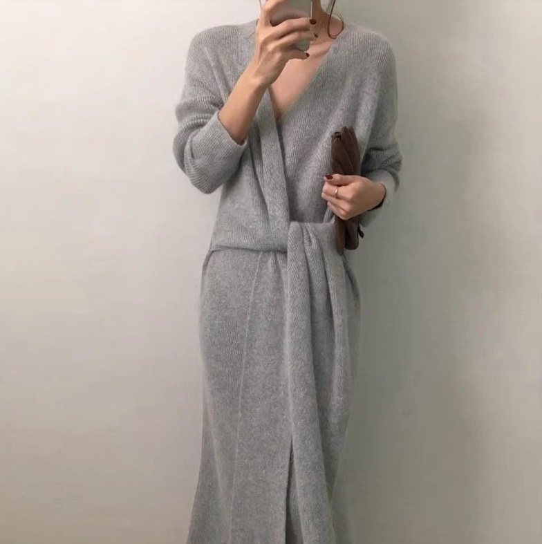 レディース ワンピース ニットワンピ ミモレ ロング 長袖 ドロップショルダー Vネック カシュクール ストレート Iライン スマート フェミニン リボン ウエストマーク コンサバ ニット 大人可愛い