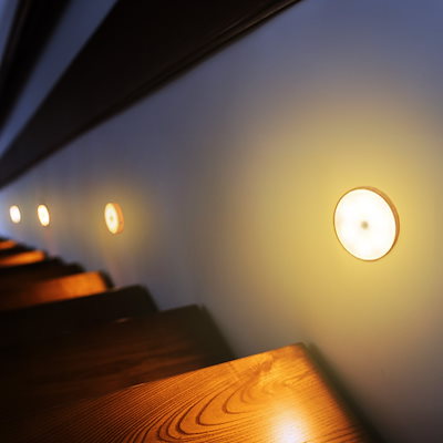 他サイト： センサーライト ナイトライト 玄関ライト 丸型 小型 2個セット 人感センサー付き LED 間接照明 室内ライト コンセント不要 間接照明 簡単設置 おしゃれ 白の商品画像