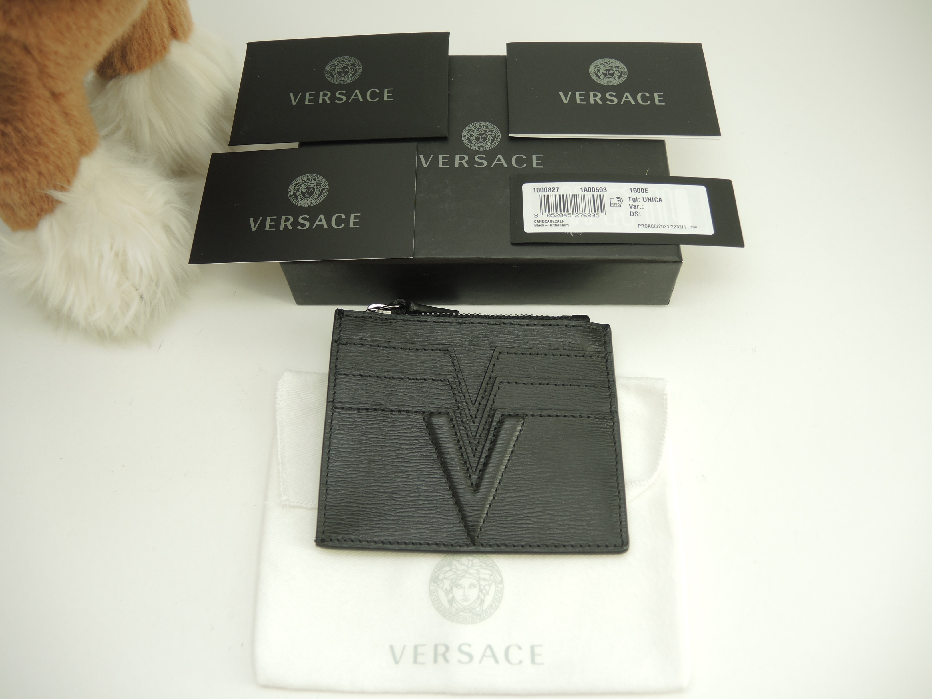 カード用ポケット付コインケース Vロゴ レザー黒 財布 新品@ 2