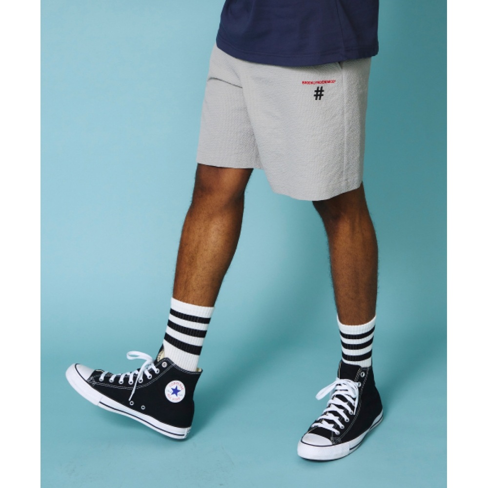 BEENTRILL [BEENTRILL X BROOKLYNDENIM] ポリ吸盤フーディーアノラックウーブンセットアップコンフォートフィットショーツ (グレー)