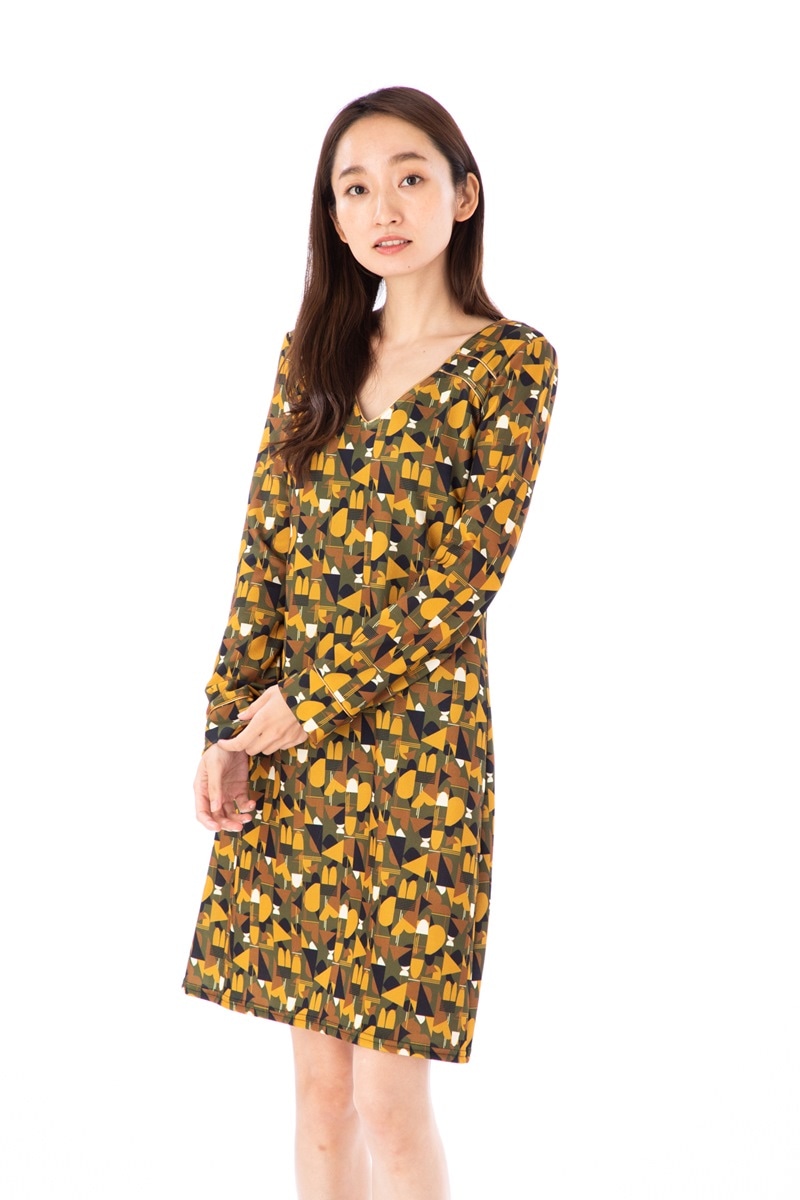 ファス(FAS)ワンピース T2 T3 T4サイズ 長袖 ひざ丈 ｖネック 総柄 大人上品ワンピース レディース Fille A Suivre